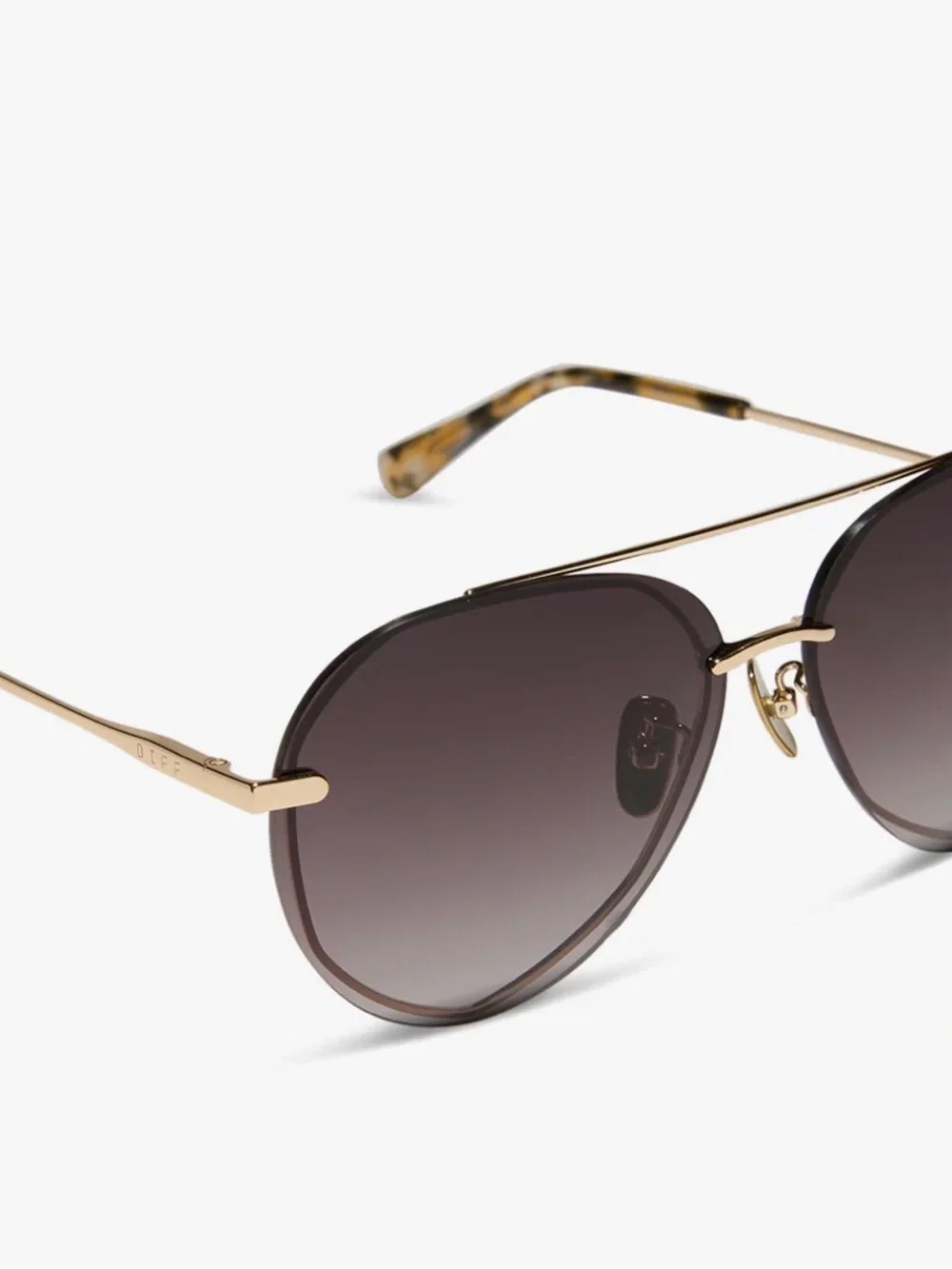 Diff Eyewear Gold Frame Sunglasses with Brown Gradient Lenses